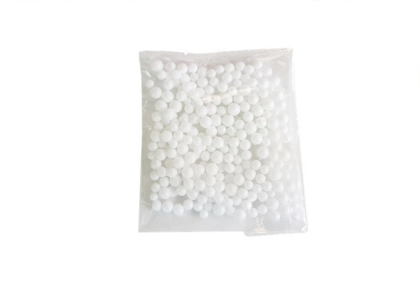 Rot-gelber batteriebetriebener Staubsauger mit Licht und Ton