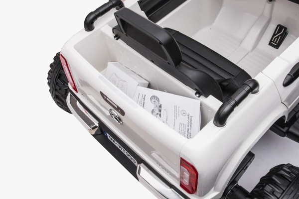 Batteriebetriebenes Auto Mercedes DK-MT950 4x4 Weiß