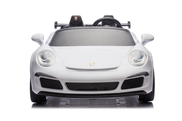 Battery-powered Car S322 White 4x4