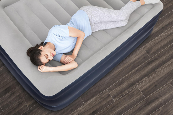 Double Inflatable Mattress With Pump 203 x 152 x 61 cm Bestway 67690