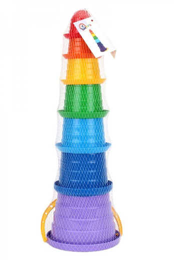 Eine Pyramide von Tassen Ein Puzzle für ein Kleinkind 2704