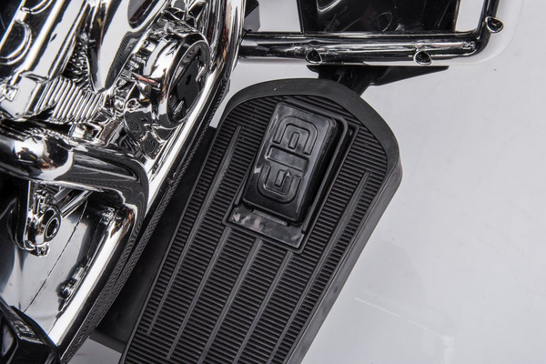 Goldwing NEL-R1800GS Three-Wheeled Battery Motorcycle Black